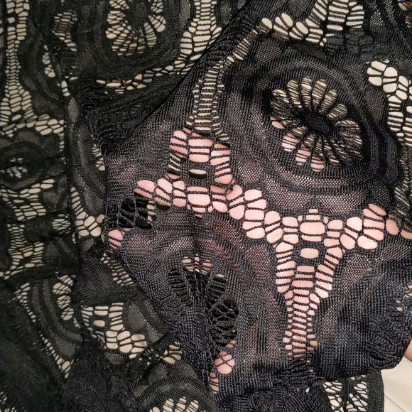 Lace Overlay Dress - Picture 8 of 8